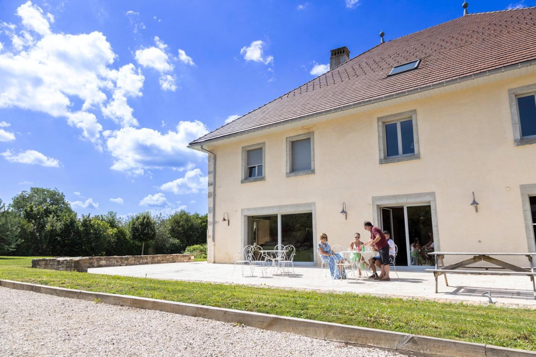 Le Relais Des Deux Tours Bed & Breakfast Brémondans Eksteriør bilde